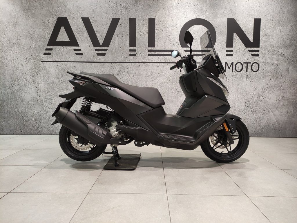 dc02c1af959a49e8b5d4a3f6f8eb163b