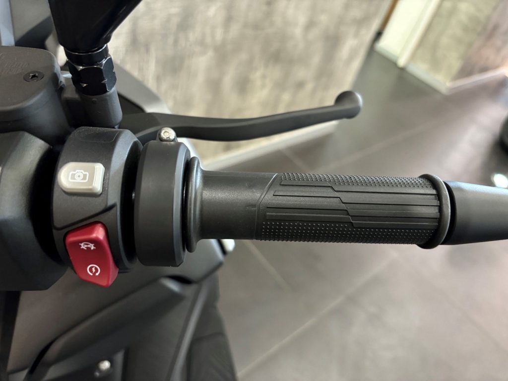 0d1cf07b5cf811178b7c23afd70a704b