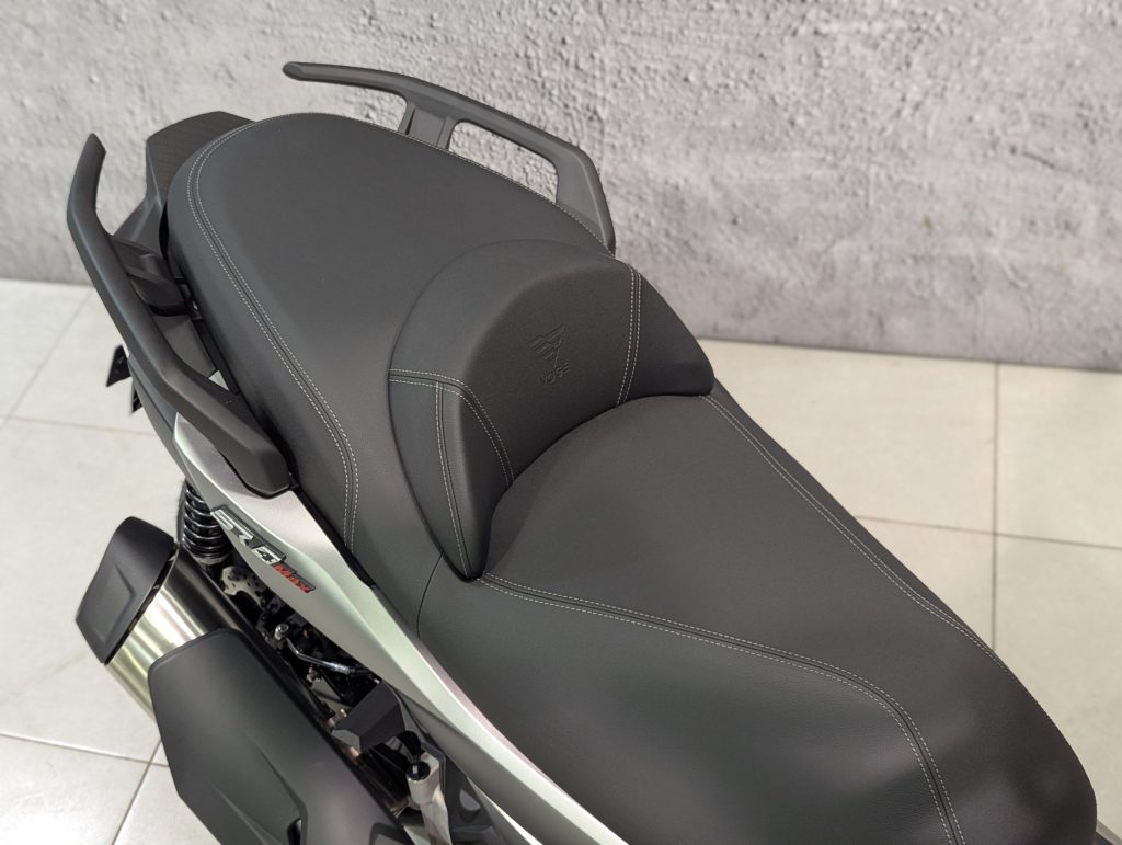 469d88cc77d6bb66da9321e5e4c7a4af