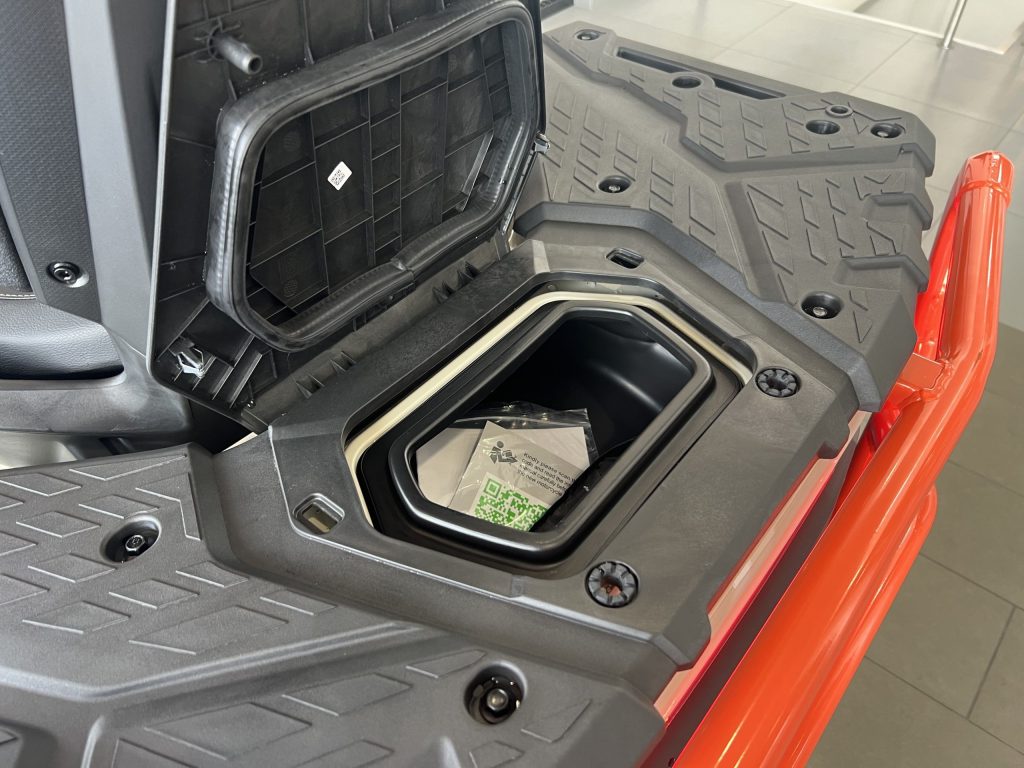 706a6fca178b524a8498bcf14a58705e